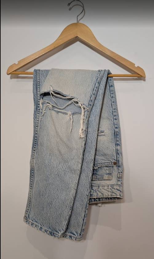 Trousers – Distressed jeans
