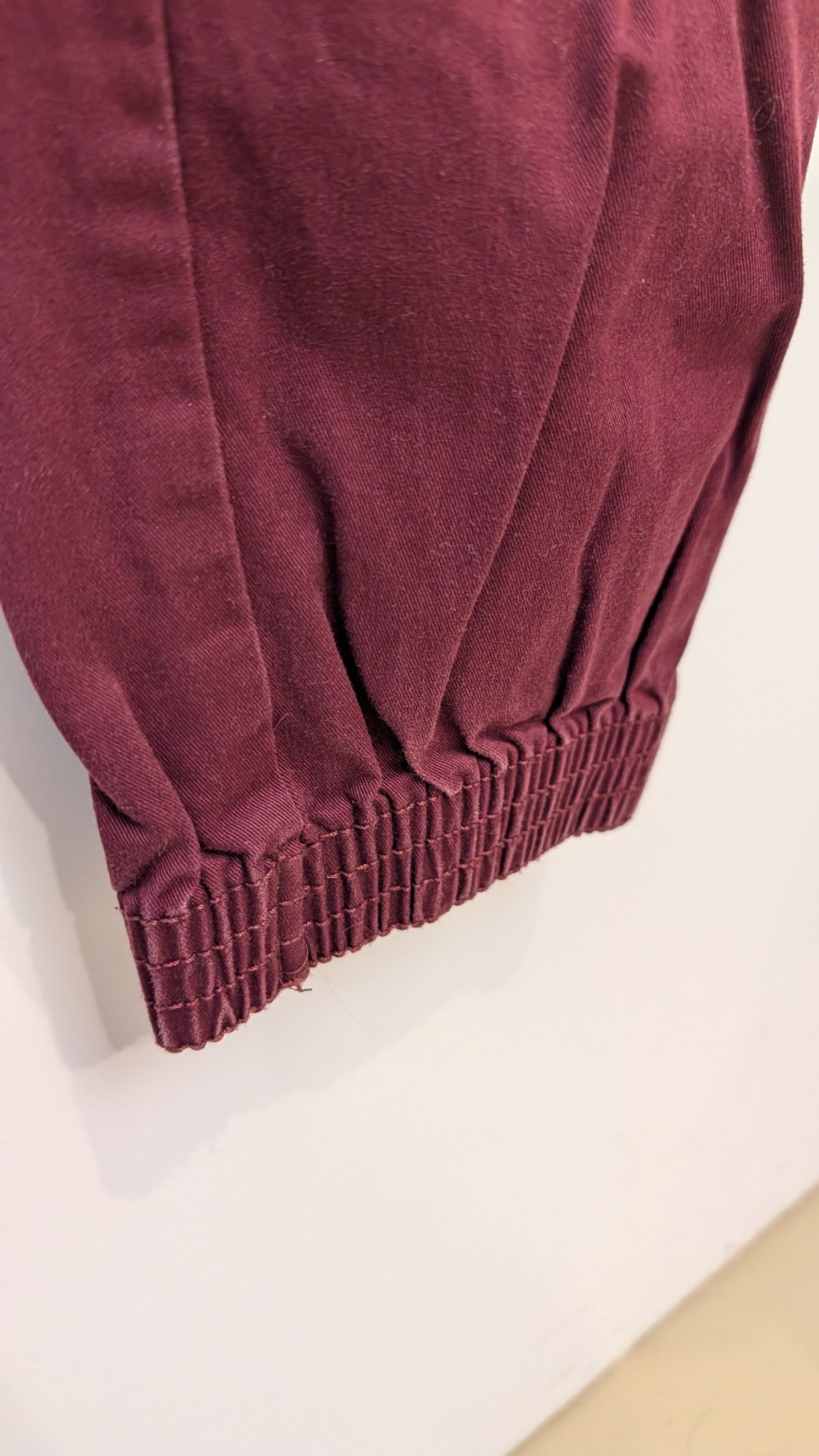 Burgundy Trousers â Simons