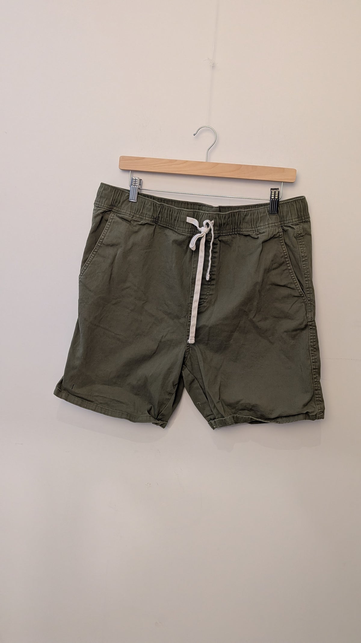 Chino Shorts – West49 (Khaki Green)