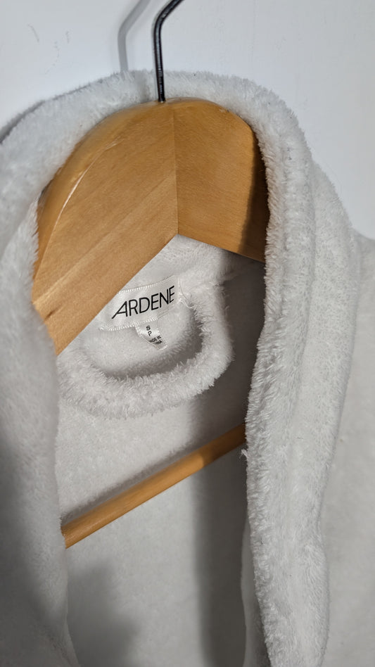 Robe de chambre pelucheuse – Ardène (Blanc cassé)
