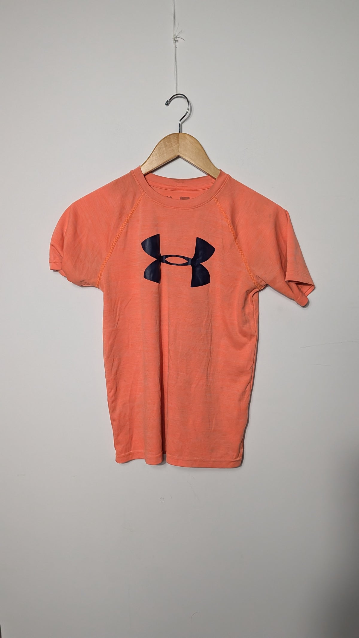 T-shirt de sport technique – Under Armour (Corail)