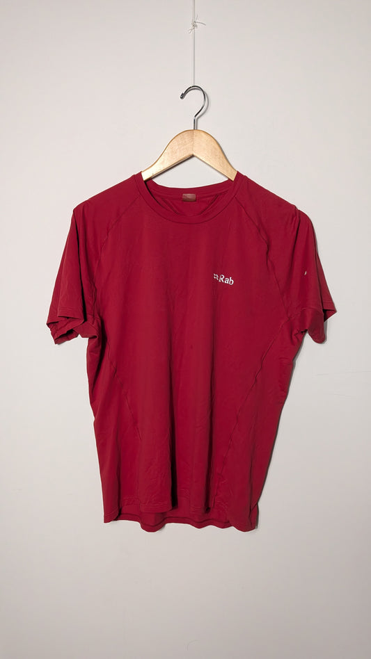 T-shirt Technique – Rab (Bleu Pétrole ou rouge cerise)