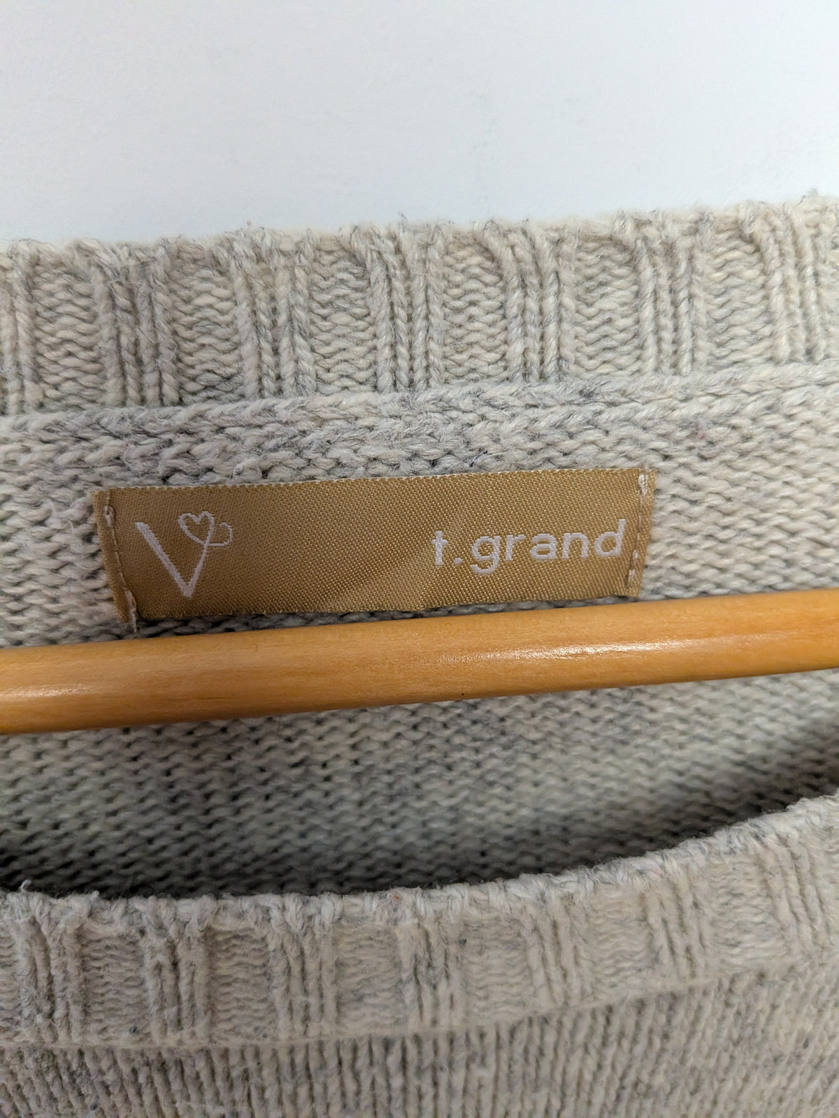 Heart knit sweater - large - Size missing