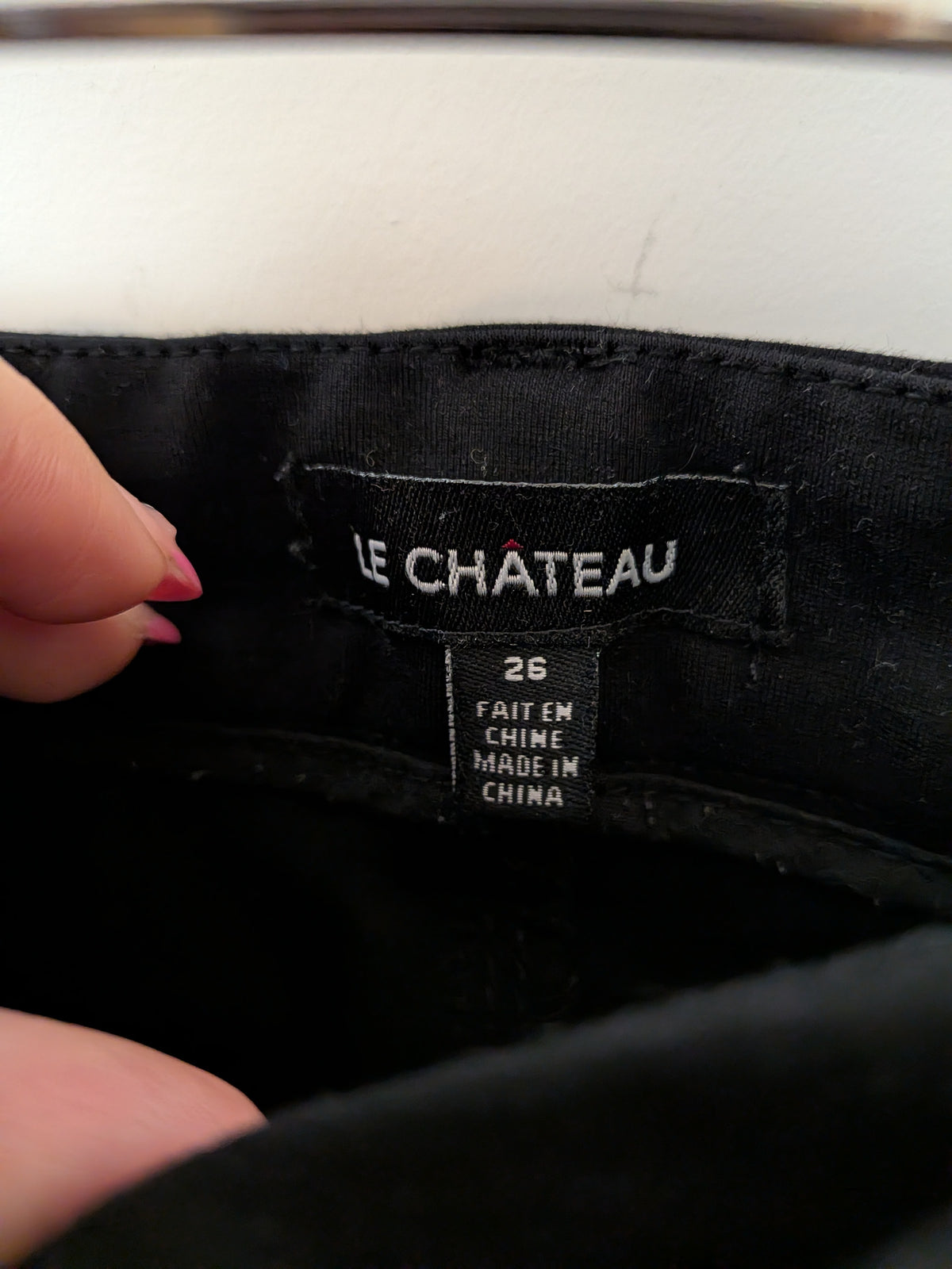 Black slim-fit trousers - LE CHÂTEAU - 26