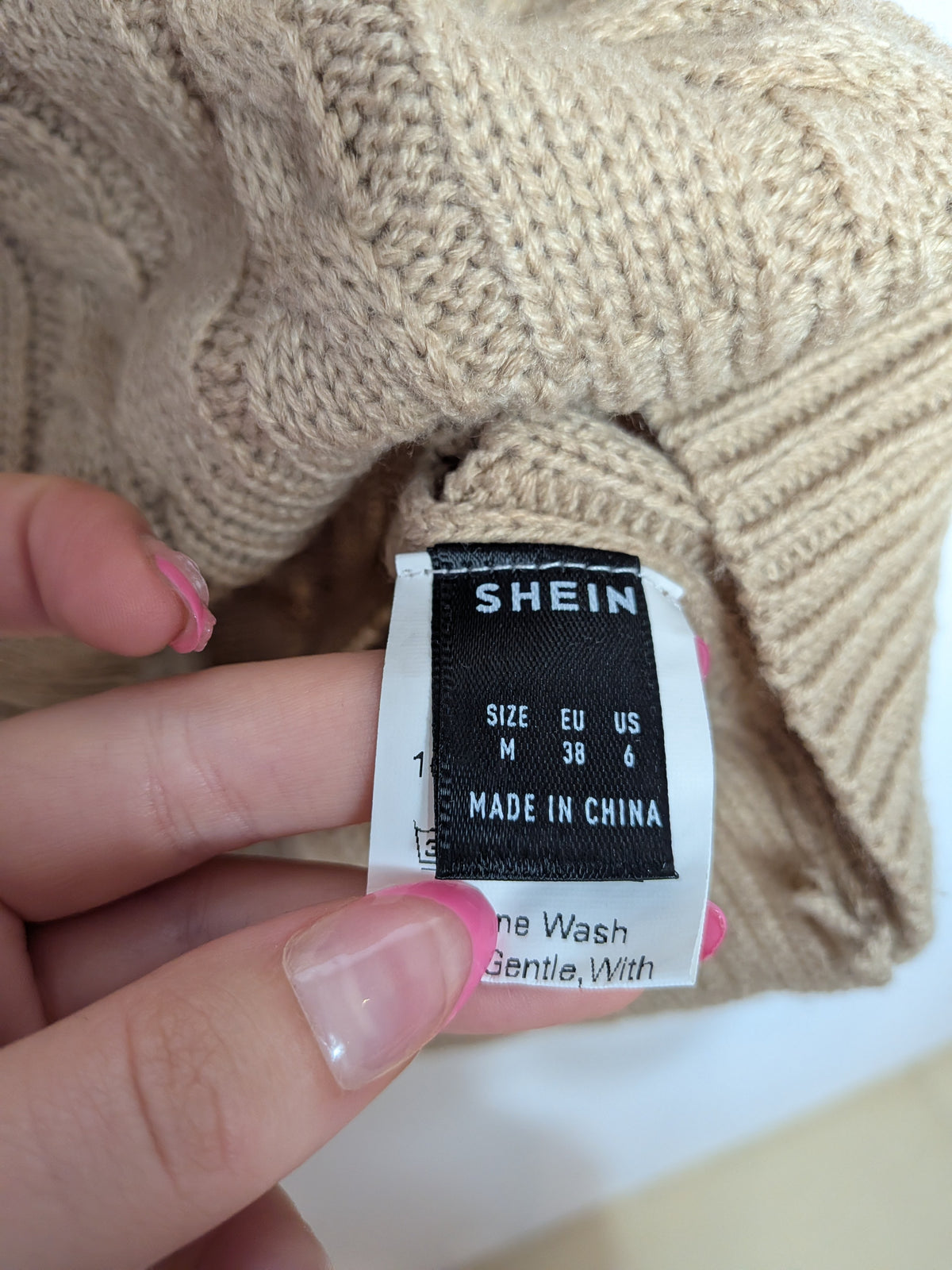 SHEIN beige tank top - SHEIN - M