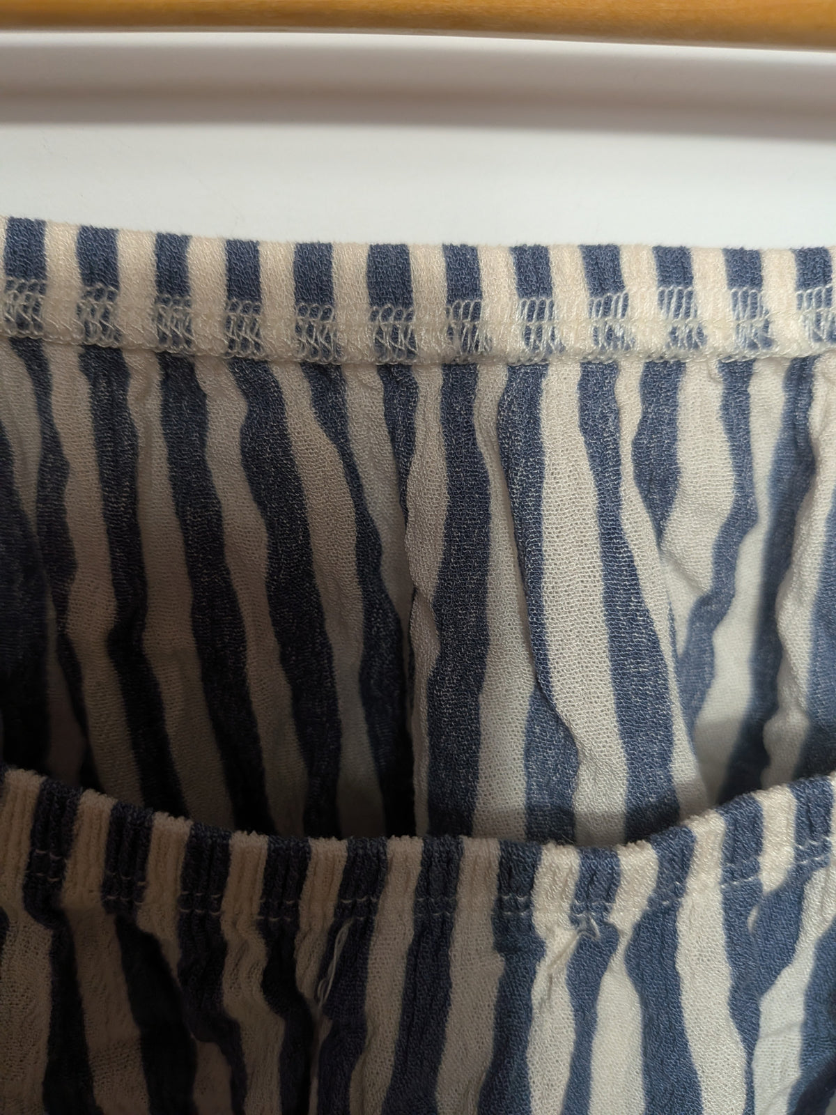 Striped Bardot neck top - ARDENE - L
