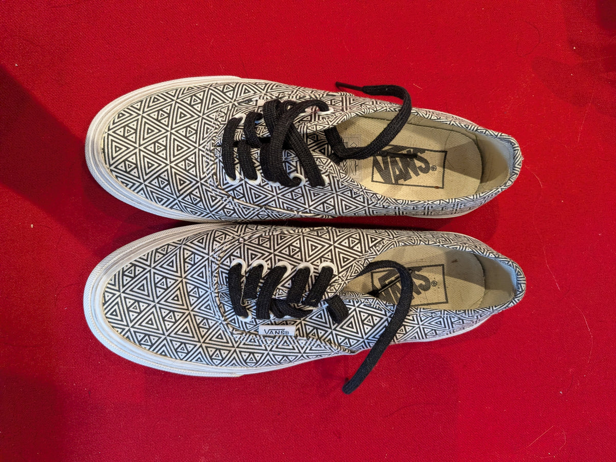 Black and white geometric canvas low-top sneakers - VANS - US W 6.0