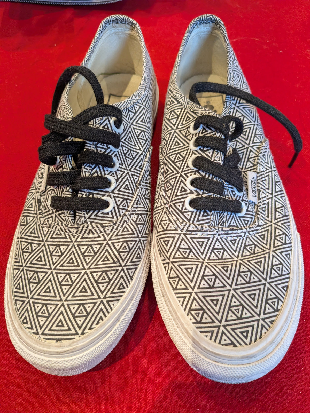 Black and white geometric canvas low-top sneakers - VANS - US W 6.0