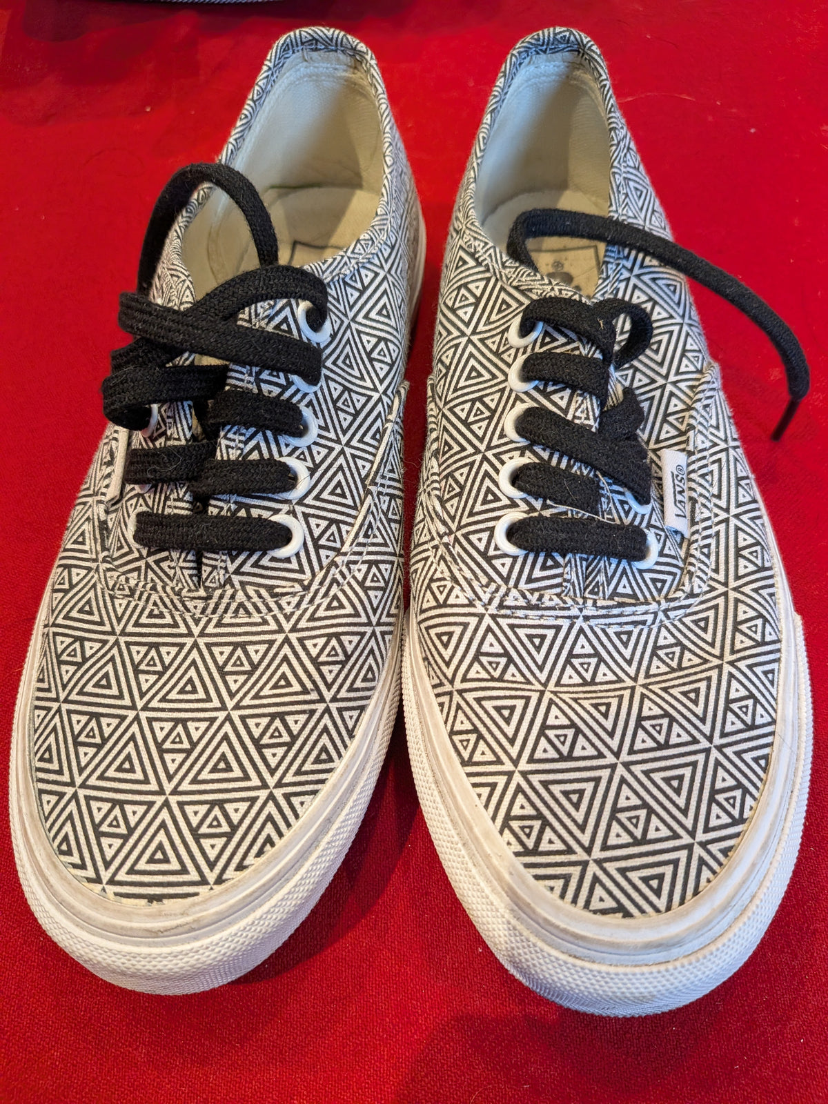 Black and white geometric canvas low-top sneakers - VANS - US W 6.0
