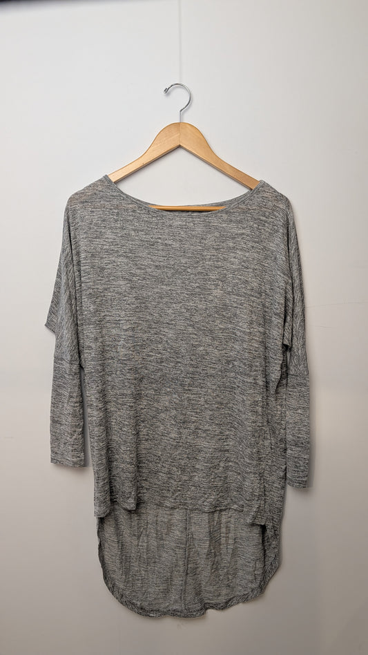 Chandail / Haut – Col V avec nœuds