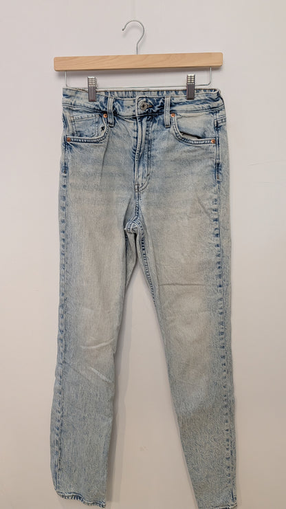 Jean – H&M (Divided)