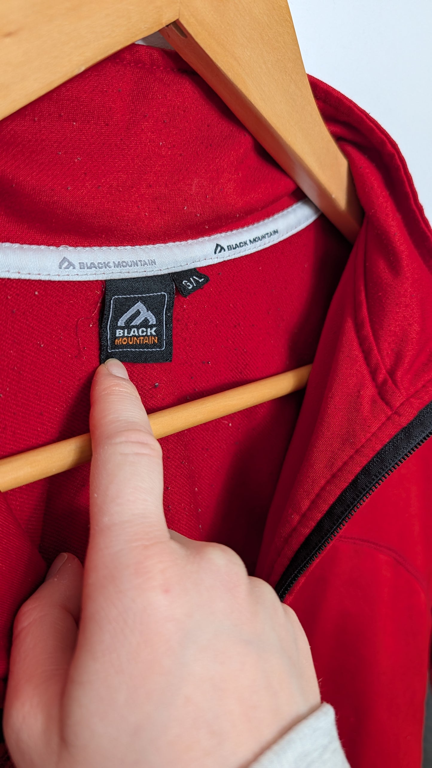 Haut Technique – Mountain Ridge (Rouge et Gris)