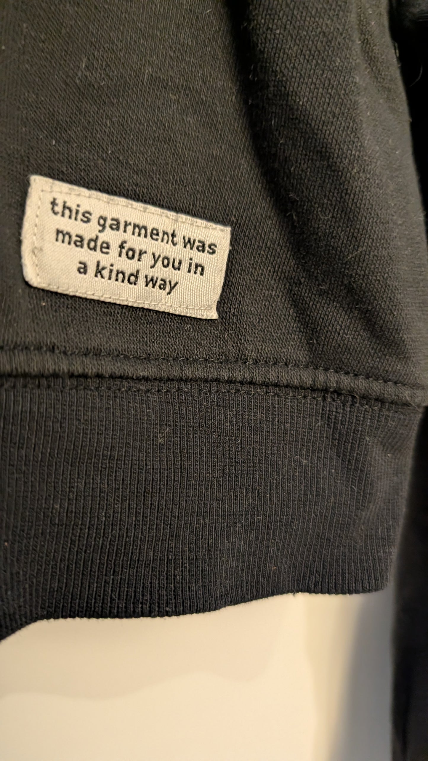 Hoodie écourté zippé – H&M (Noir)