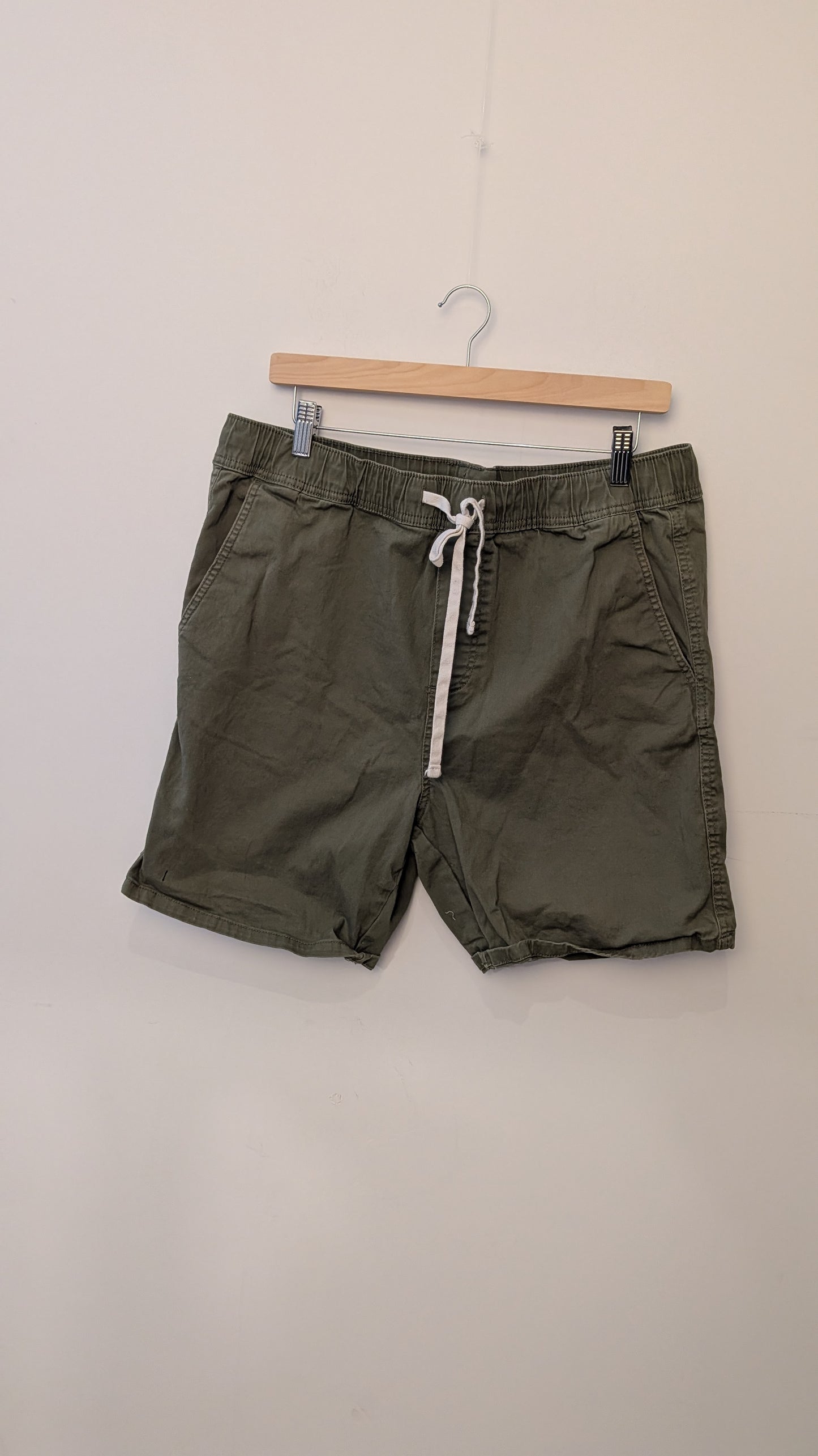 Short Chino – West49 (Vert Kaki)