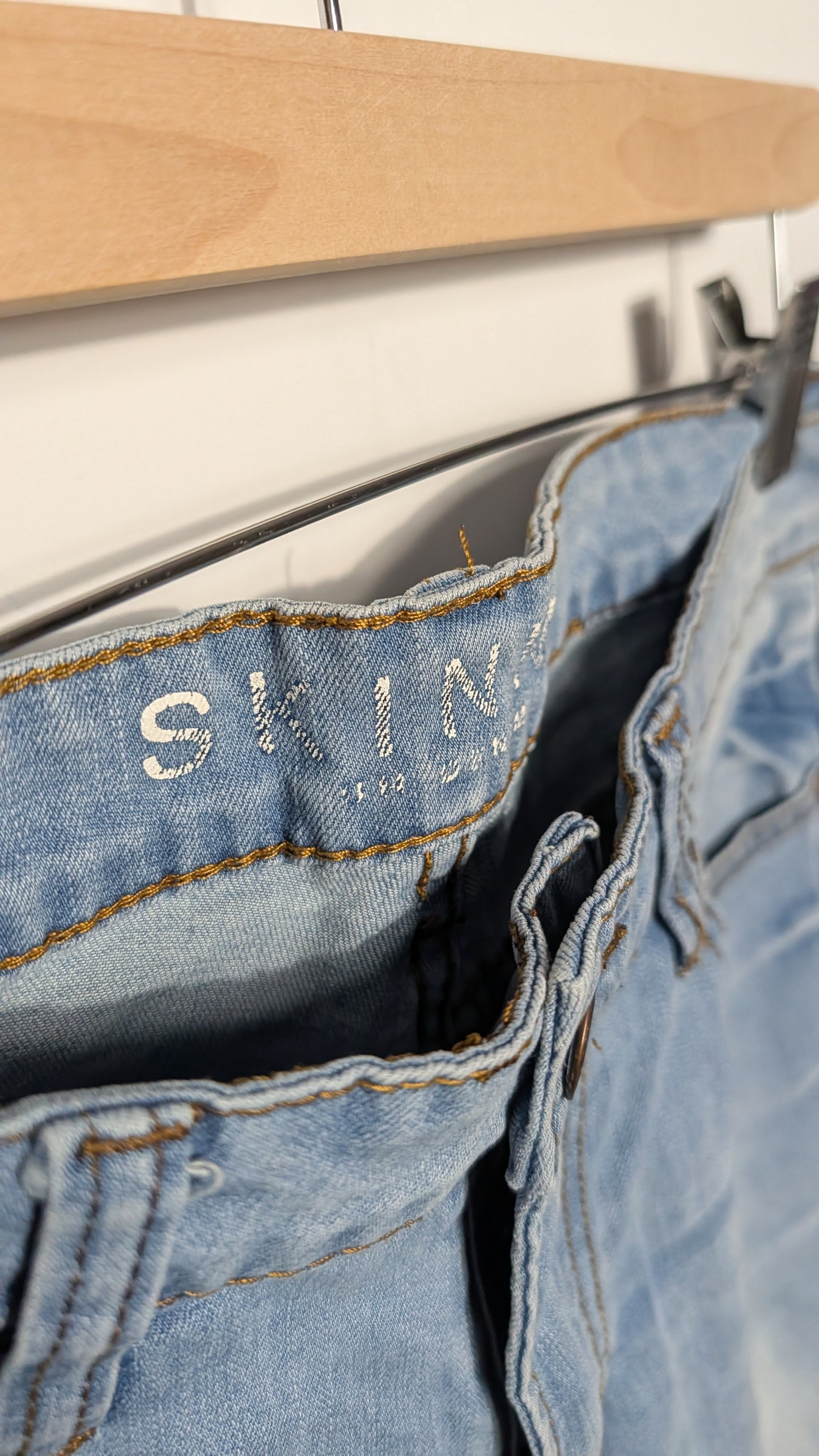 Jean Coupe Skinny – Urban Heritage (Bleu Clair)