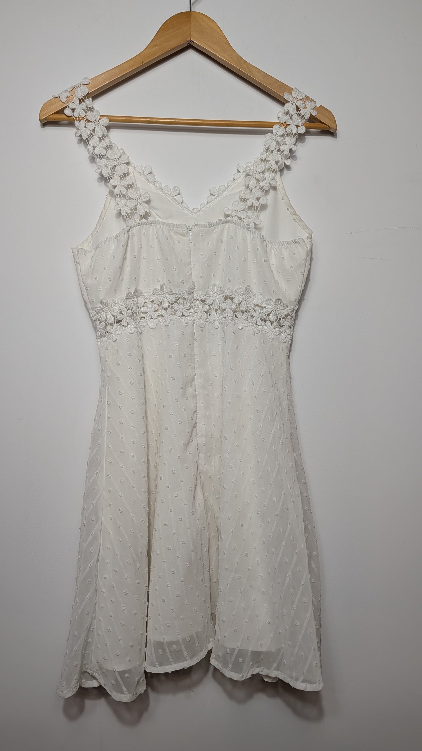 Robe Courte à Volants – Blanche - Médium