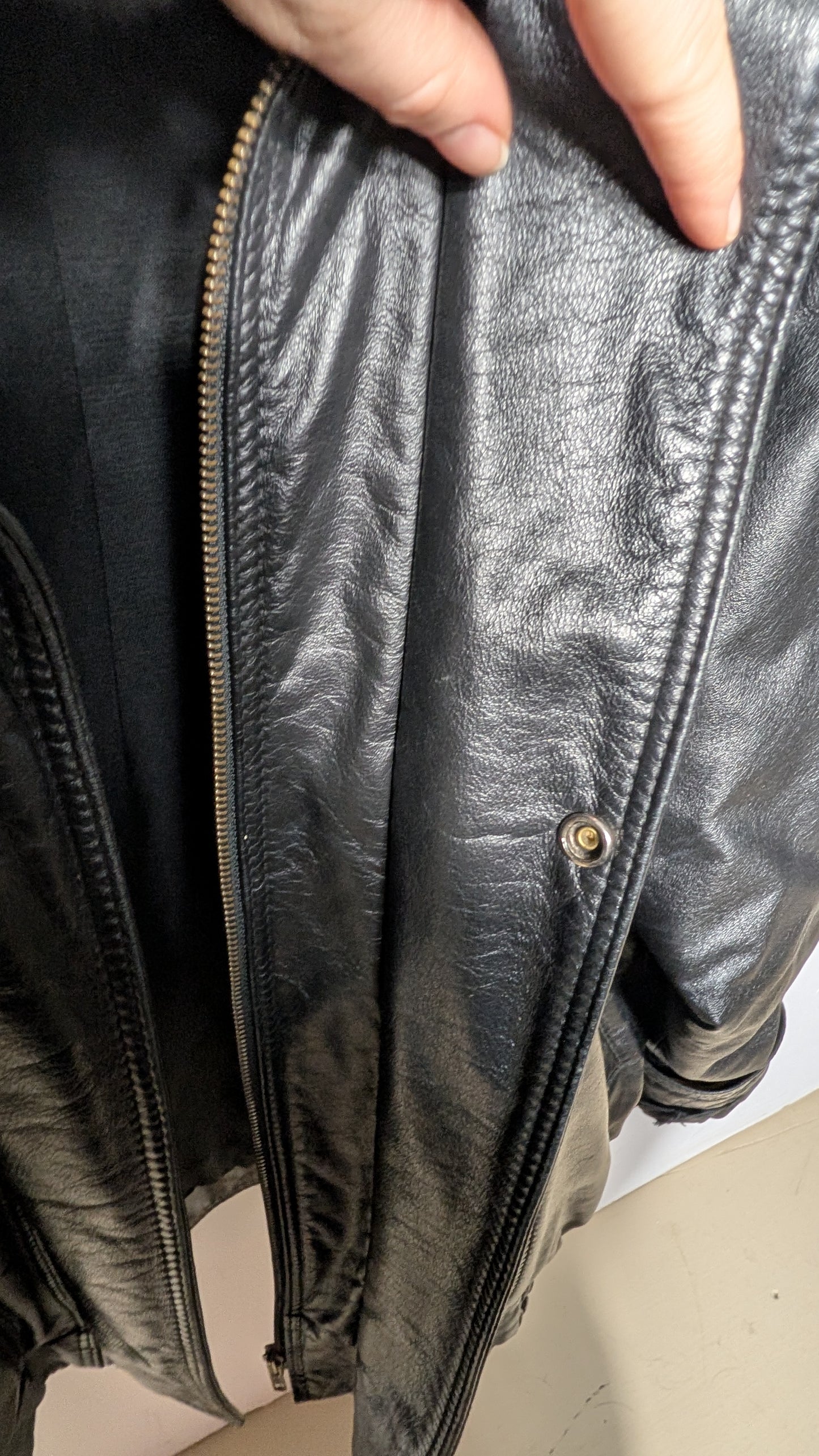 Veste en cuir – Fait au Canada (Noir) - L/XL