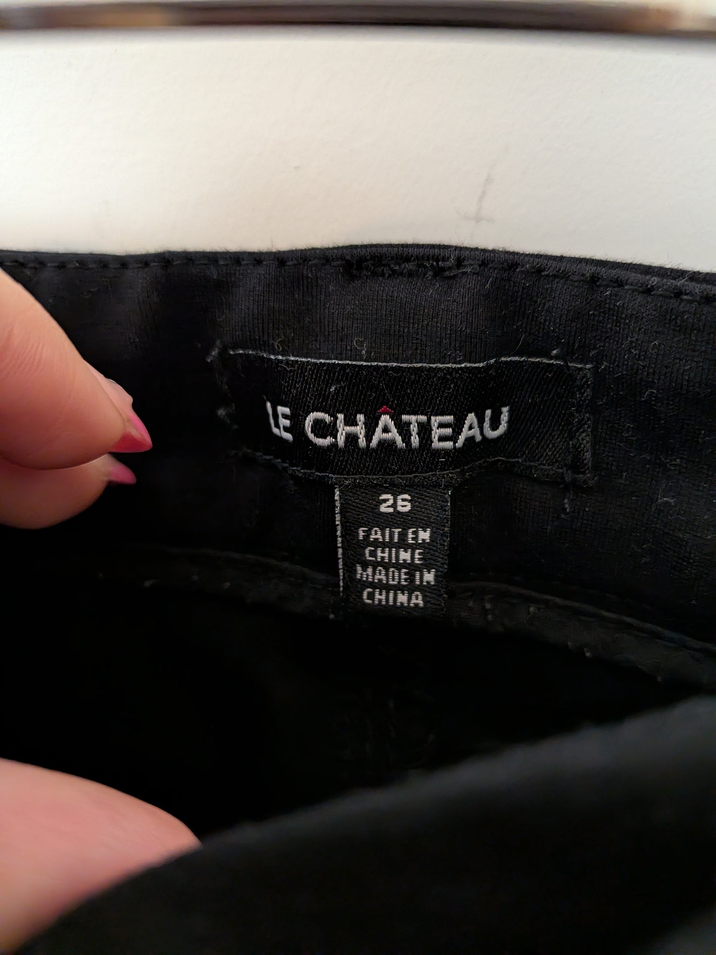 Pantalon ajusté noir - LE CHÂTEAU - 26