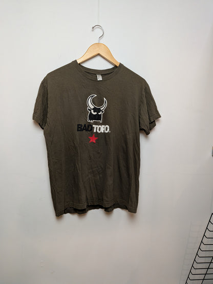 SOL'S T-shirt droit vert olive graphique Bad Toro Décontracté L